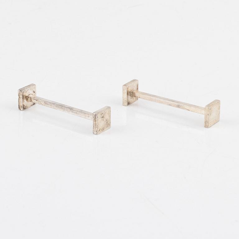 Wiwen Nilsson, a pair of sterling silver butter knife stands, Lund, 1957.