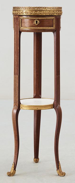 BLOMBORD, Louis XV-stil, sent 1800-tal.
