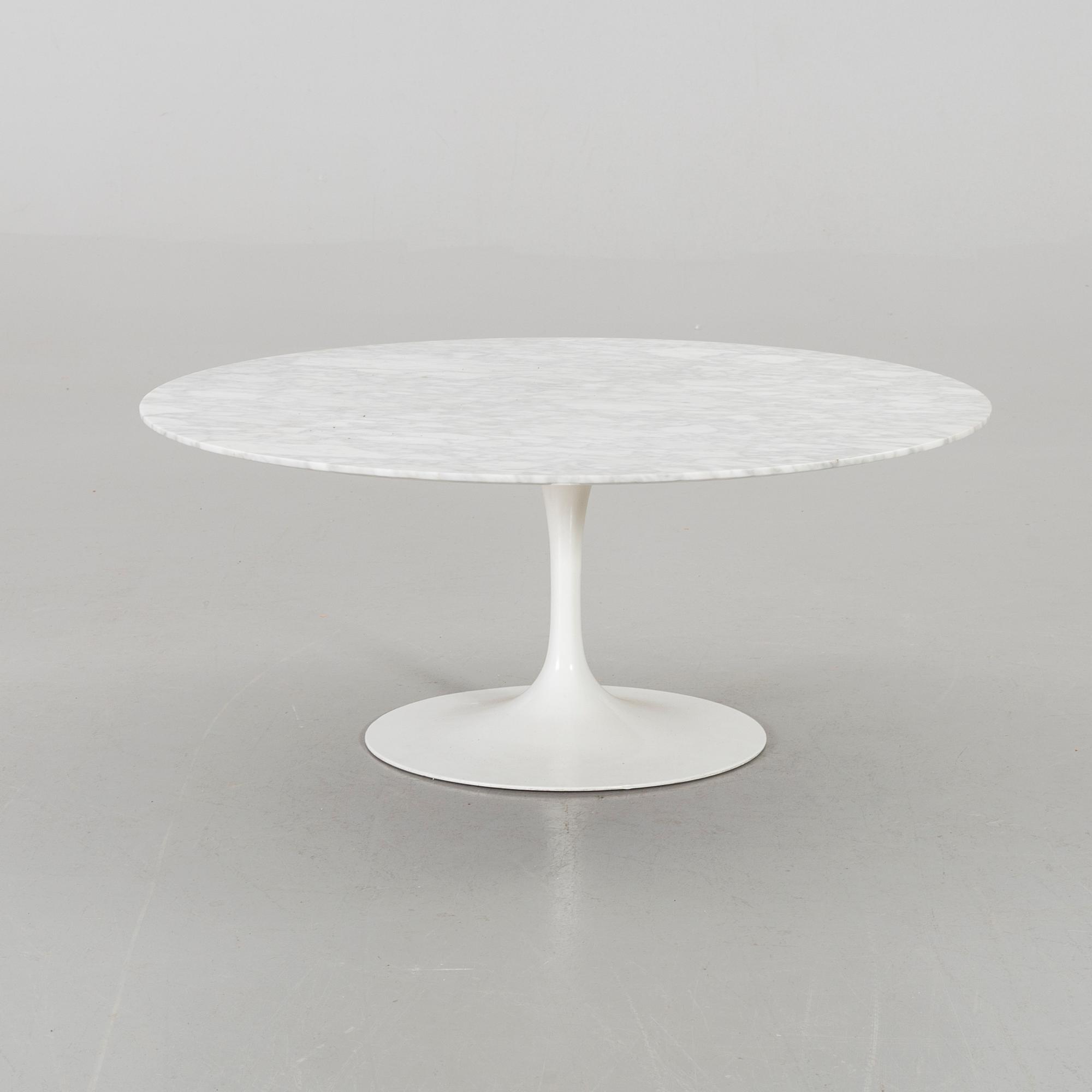 EERO SAARINEN, "Tulip Table".