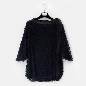 Marc Jacobs, a chiffon blouse, size 0.