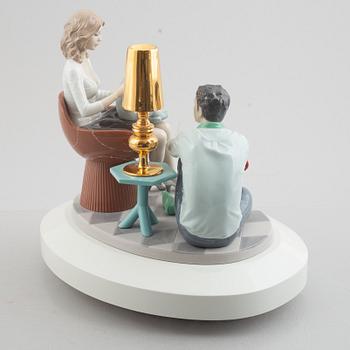 Jaime Hayon, figurine, porcelain, "The family portrait", Lladro, contemporary.