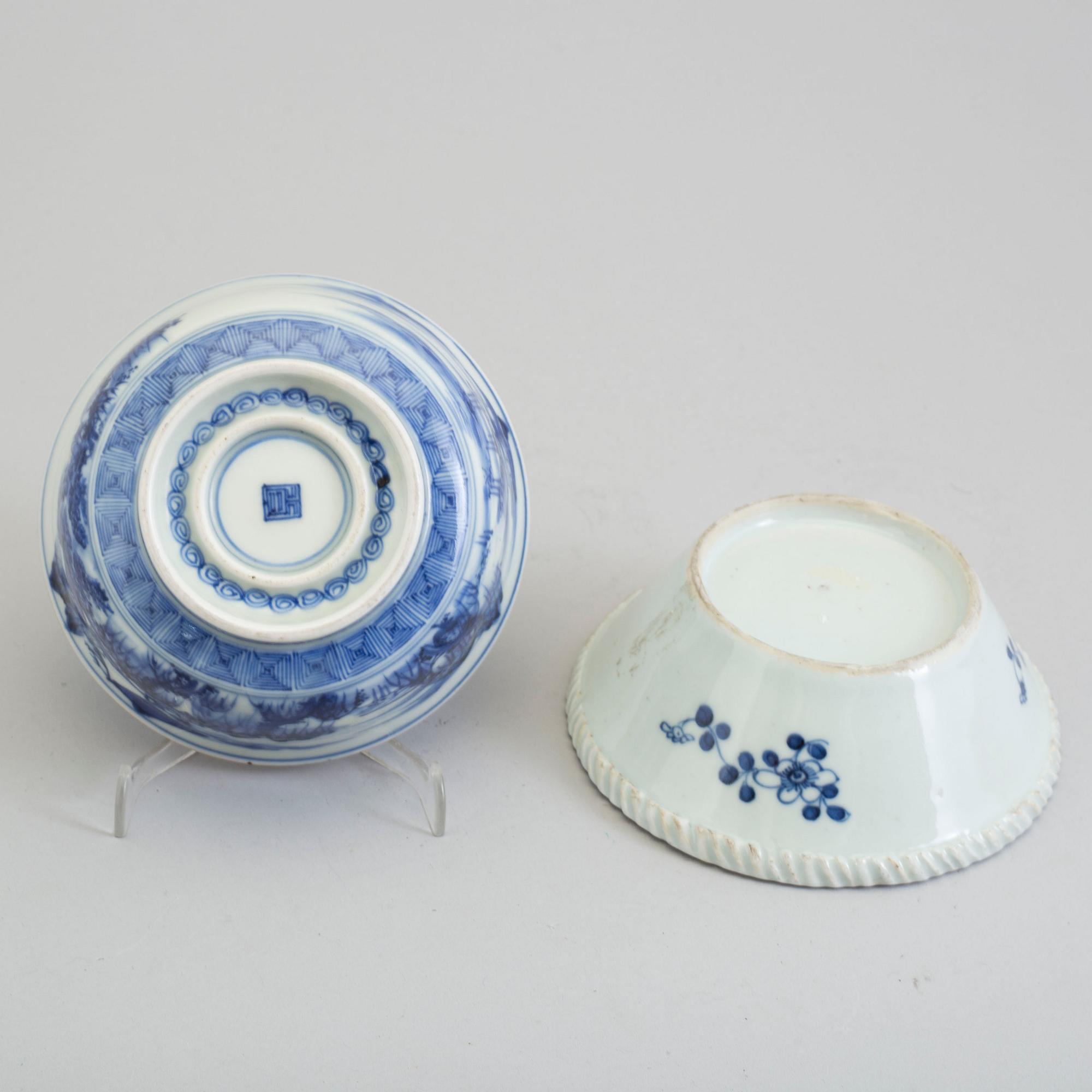 Two blue and white bowls, Qing dynasty, 18th Century.