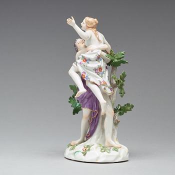FIGURIN, porslin. "Boreas och Oreithyia". Meissen, tidigt 1900-tal.