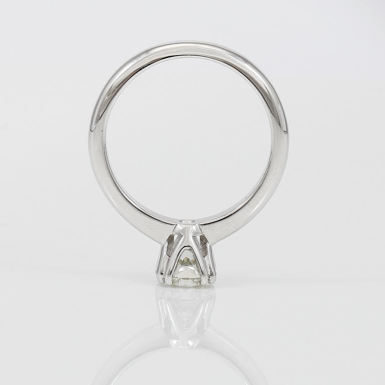 RING, solitär briljantslipad diamant 1,16 ct.