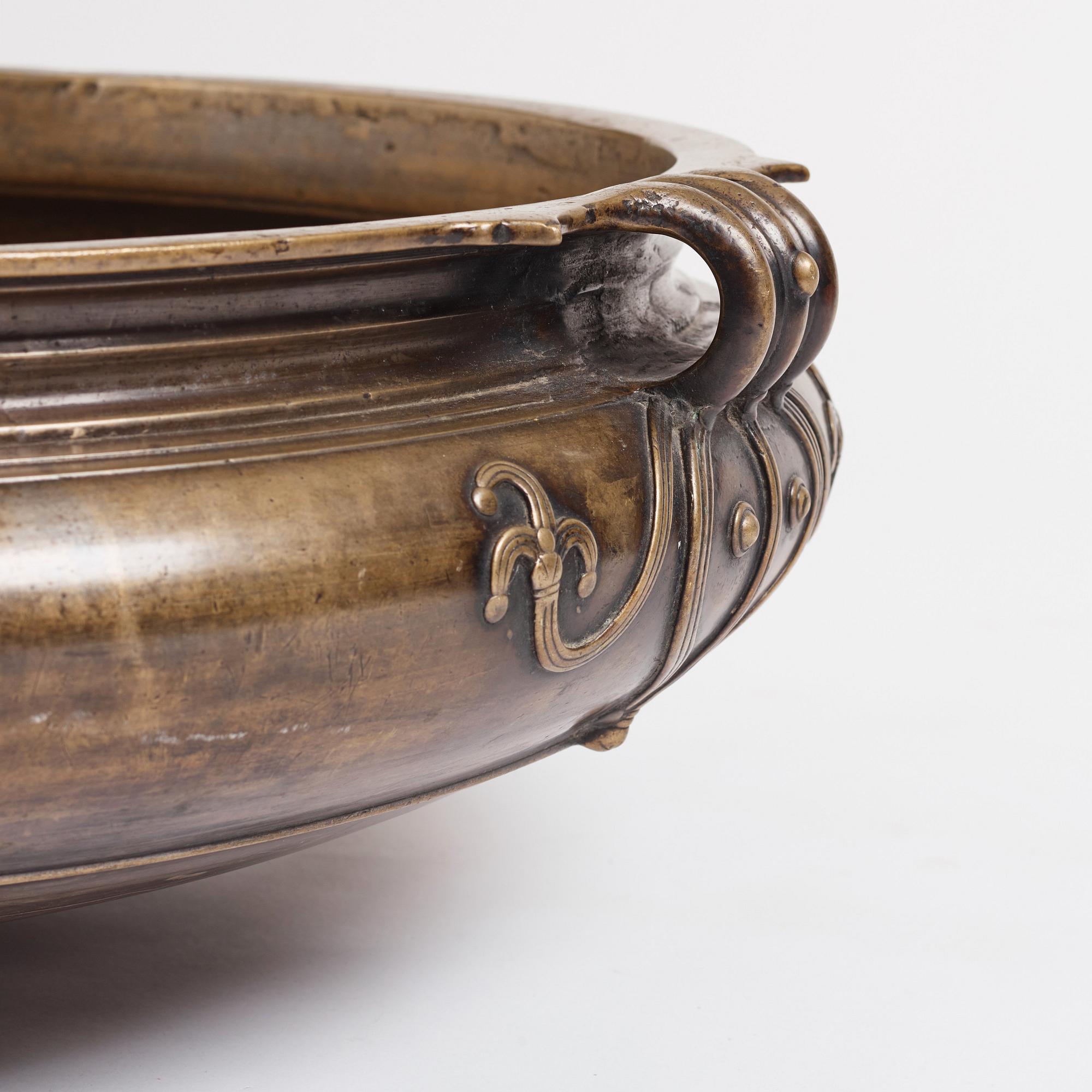 A large bronze Vessel/Urli, India, 19th century.