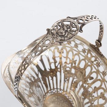 Carl Fredrik Carlman, A Swedish silver sweet-meat basket, mark of CF Carlman, Stockholm 1912.