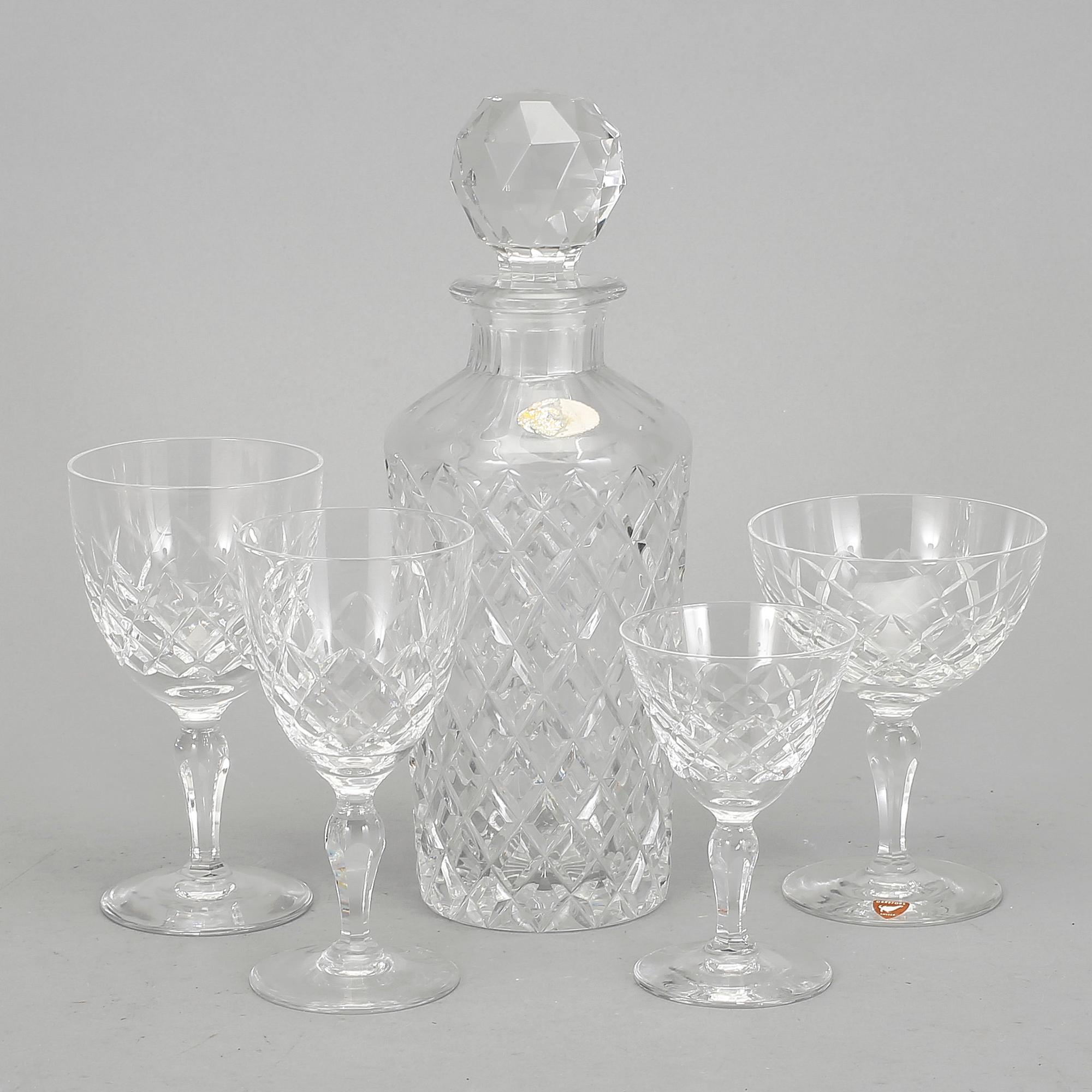 GLASSERVISDELAR, 22 st, "Karolina", formgiven av Gunnar Cyrén, Orrefors.