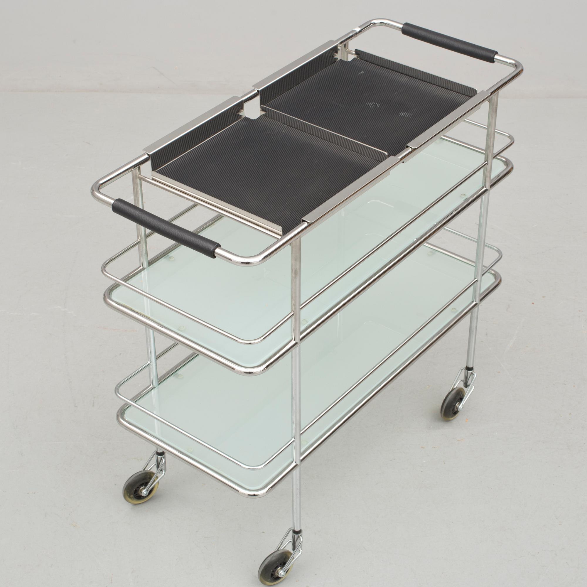 SERVERINGSVAGN, Lammhults, 2000-tal.
