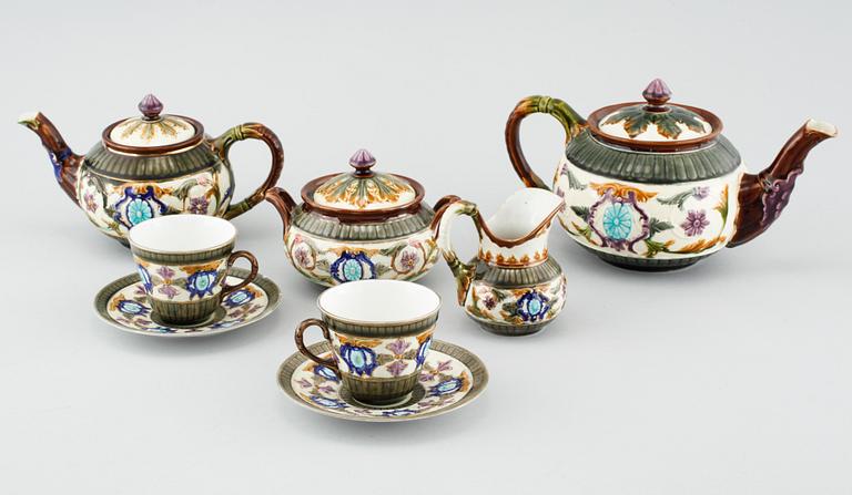 A majolica tea set of 6 pcs from Rörstrand, around the turn of the century 1900.