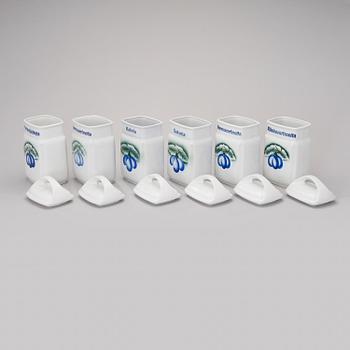 KRYDDBURKAR, 8 st, 1930-1940-tal och SKÄRBRÄDE, jubileumsår 1998, flintgods, Arabia Finland.