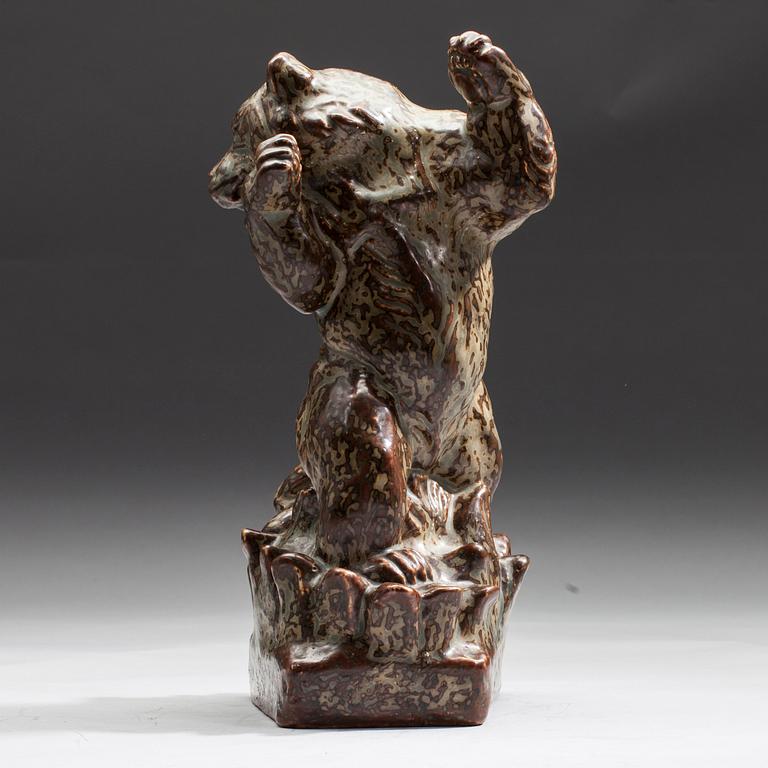 FIGURIN, stengods, Knud Kyhn, Royal Copenhagen, 1950-tal.