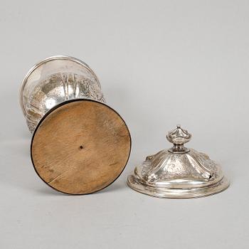A silver cup, Northern Europe, 19th century.