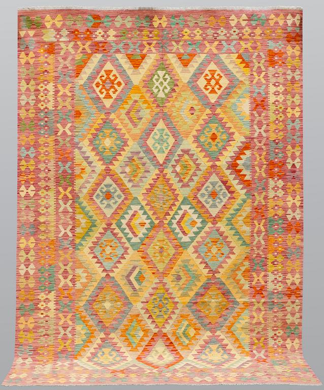 A carpet, kilim, ca 295 x 204 cm.