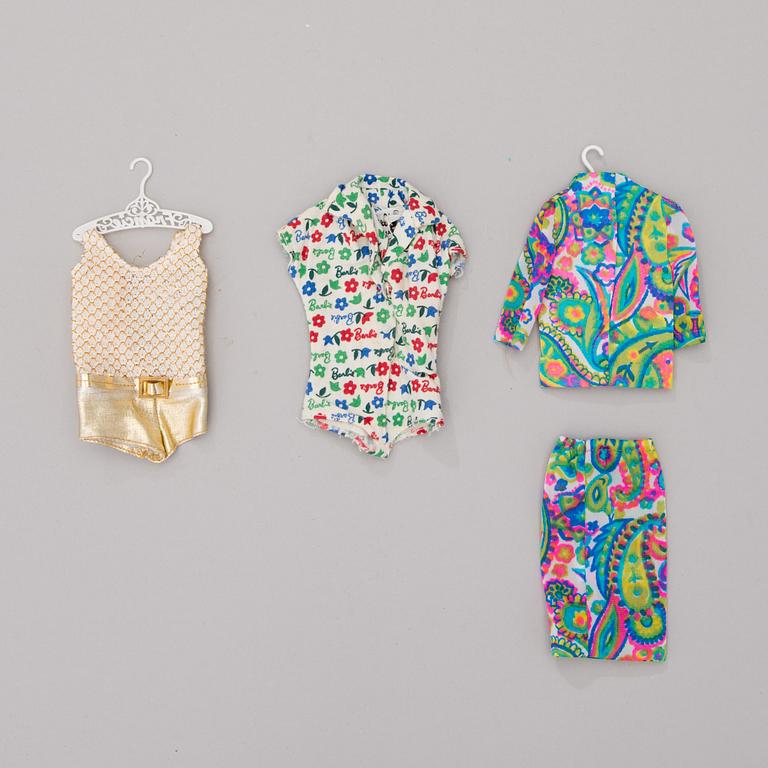 Two dolls, Barbie and Francie, with clothes and in original case, Mattel 1960s.