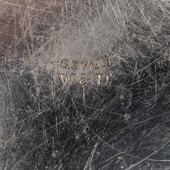 A plated silver box for cufflinks by Widerholm & Dahlberg in Eskilstuna, first half of the 20th century.