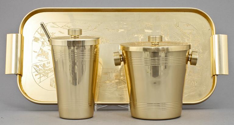 BRICKA, SHAKER samt TILLBRINGARE, England, 1900-tal.