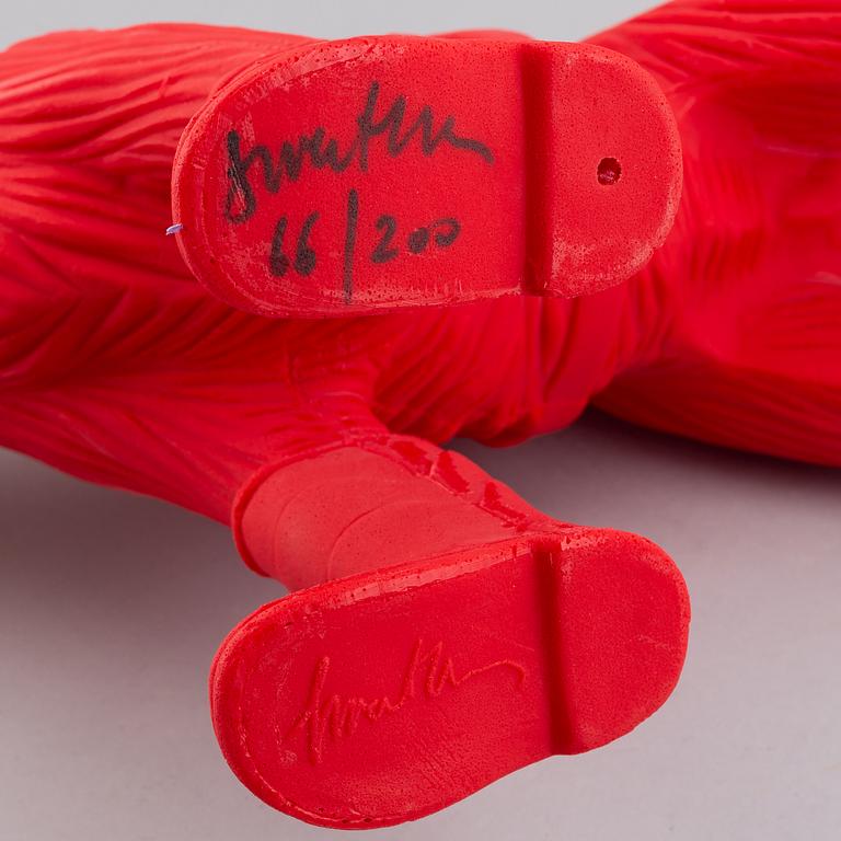 William Sweetlove, skulptur, plast, signerad 66/200.