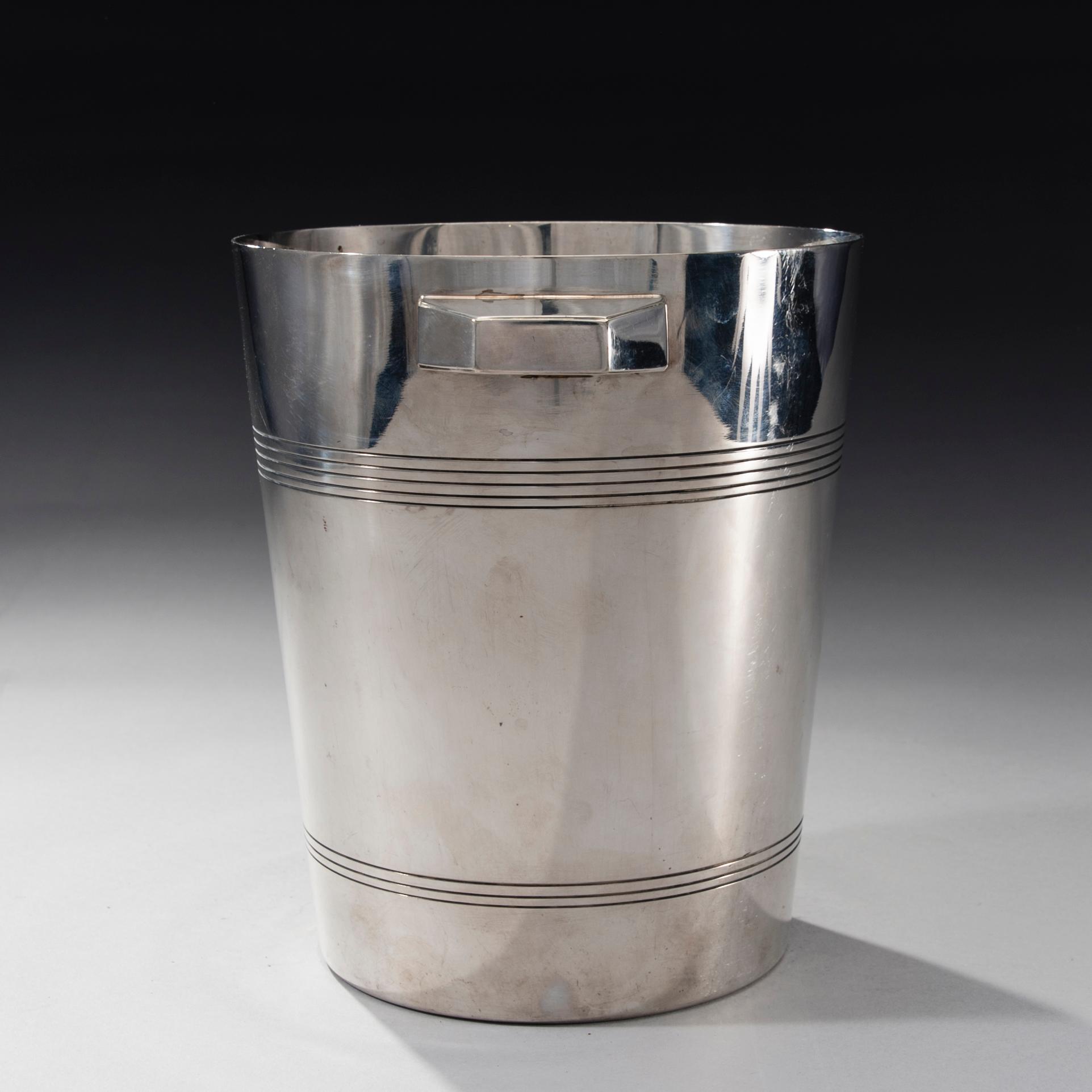 VINKYLARE, vitmetall, märkt Wiskemann, 1900-talets första hälft.