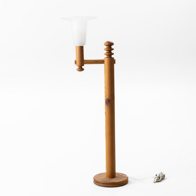 Uno & Östen Kristiansson, Floor lamp, Luxus, Vittsjö, second half of the 20th century.