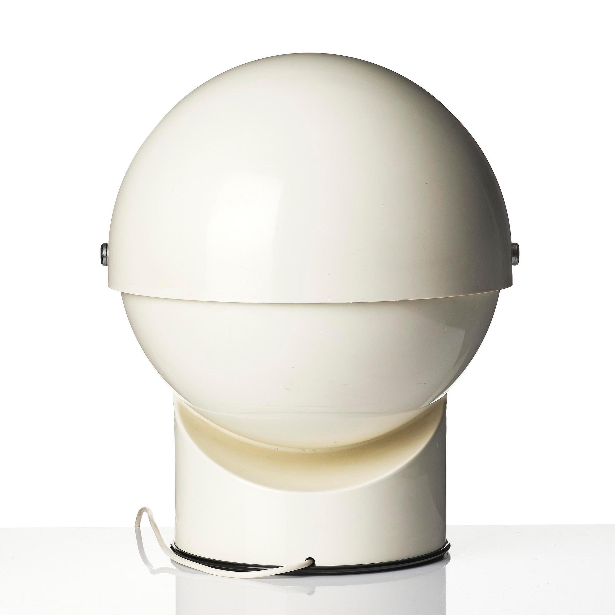 Gae Aulenti, bordslampa, "Mezzopileo", Artemide, Italien, efter 1972.
