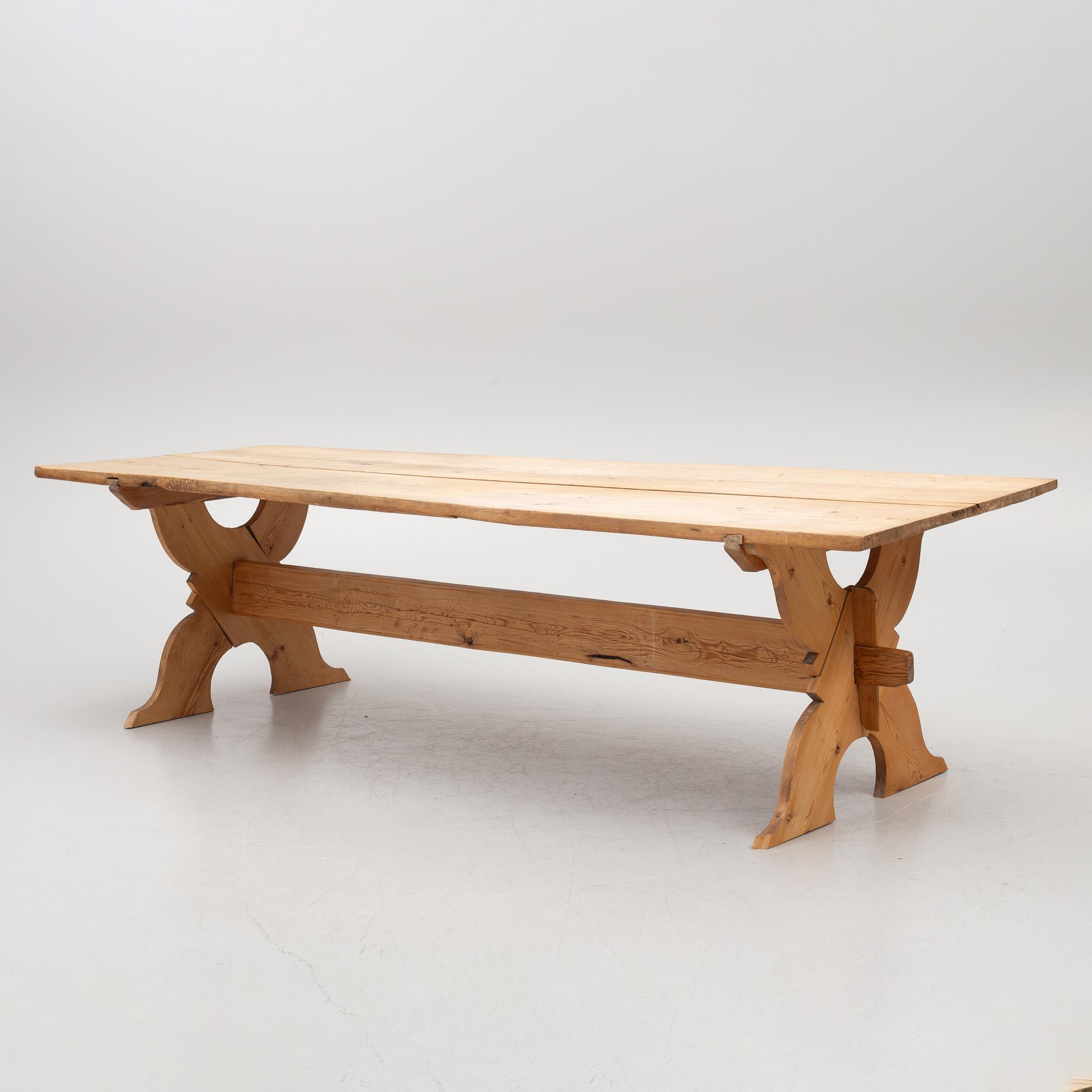 A Swedish pine table, Hälsingland, 18th-19th century.