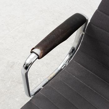 Charles & Ray Eames, EA 108 office chair, Vitra.