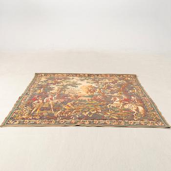 Fabric machine-woven in the Baroque style, approximately 197x215 cm.