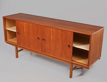 SIDEBOARD, omkring 1900-talets mitt.