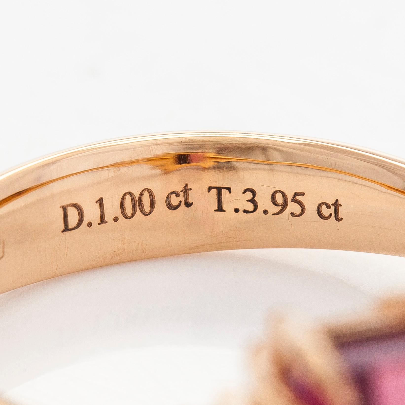 Ring, 18K guld med turmalin och briljantslipade diamanter.