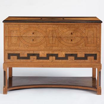 Carl Bergsten, an oak veneered sideboard/ chest of drawers, Nordiska Kompaniet Sweden 1923. Part of a set exhibited in Gothenburg 1923.