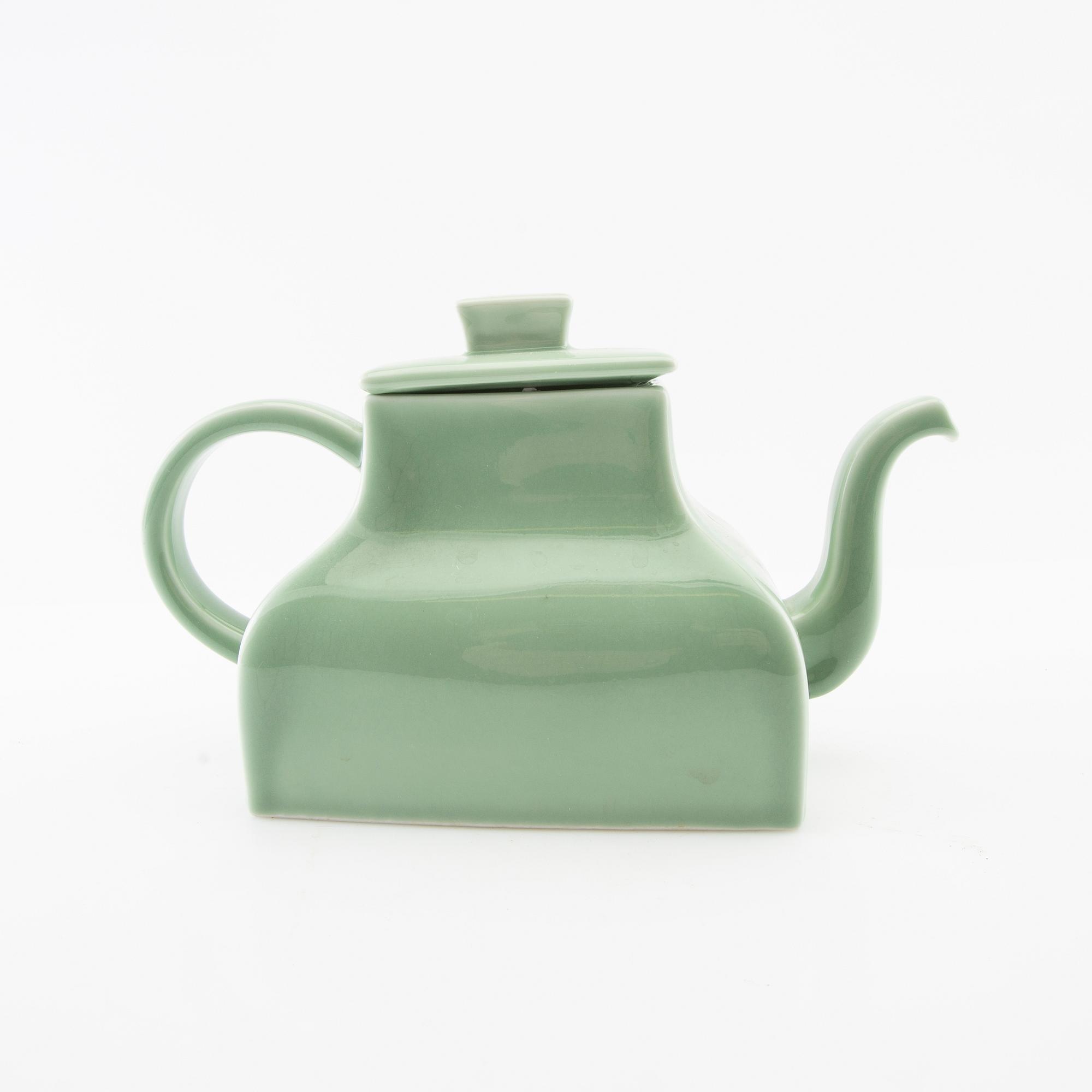 Signe Persson-Melin, Teapot "The Chinese" Rörstrand signed.