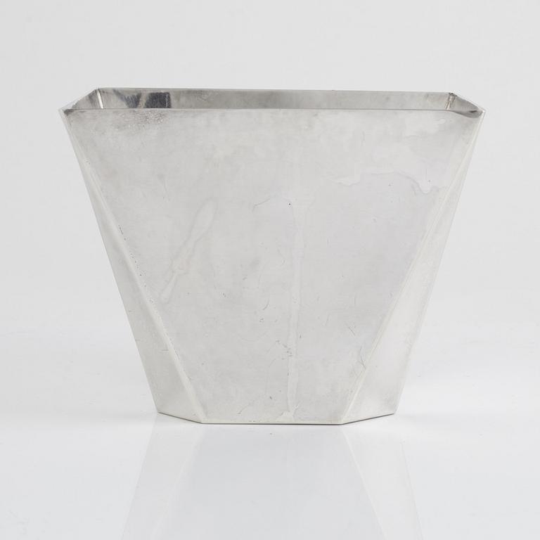 Bo Klevert, skål, sterlingsilver, Stockholm 1992.