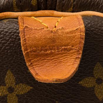 LOUIS VUITTON, Keepall 55, weekend bag.