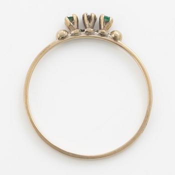 Ringar, 2 stycken, 18K guld med små smaragder och diamanter.