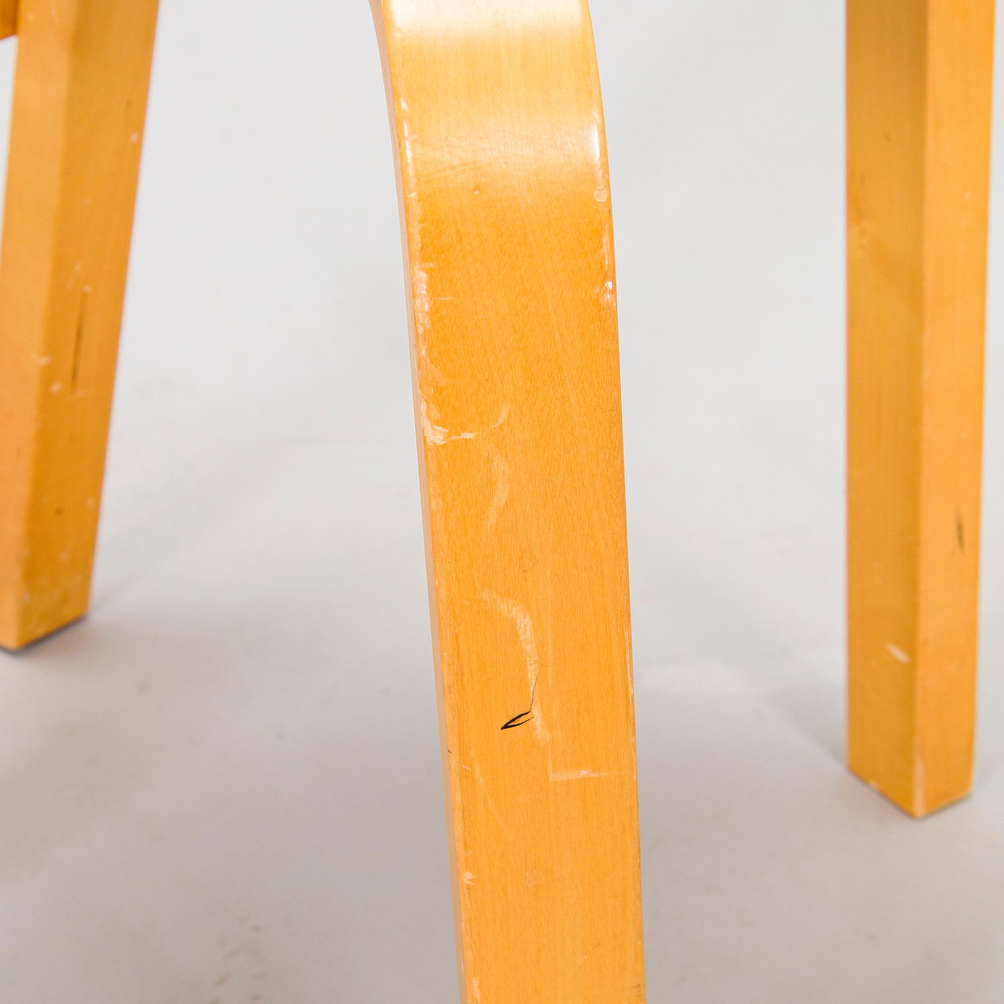 Alvar Aalto, stolar, 3 st, modell 66, Artek 1980-tal.