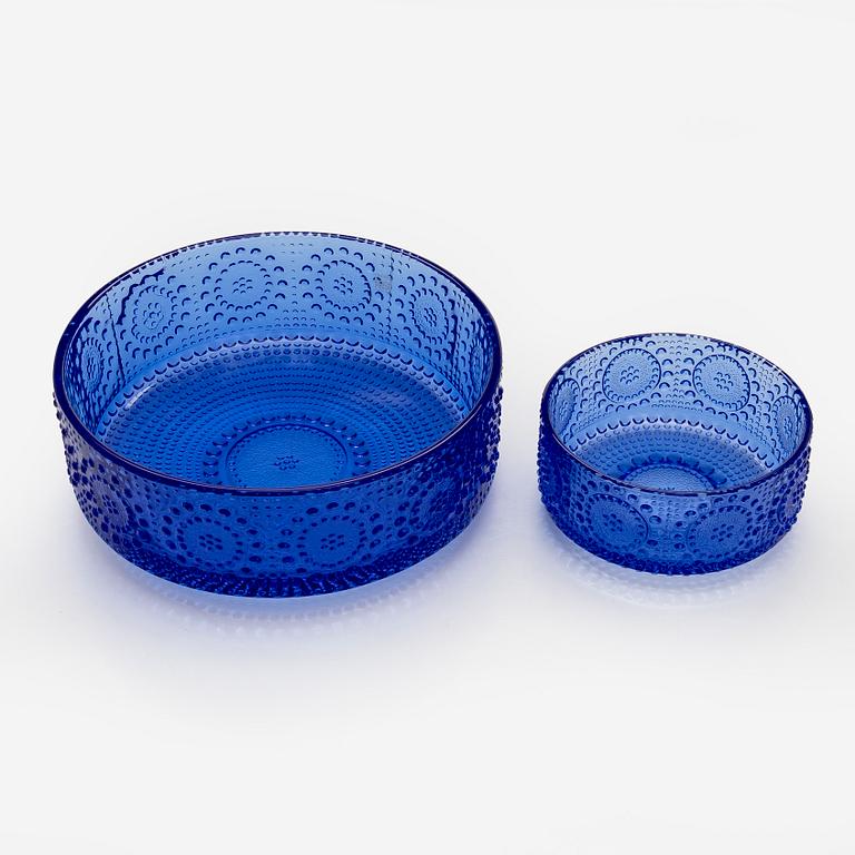 Nanny Still, jälkiruokamaljoja, 8 kpl sekä tarjoilumalja, "Grapponia", Riihimäen Lasi, 1970-luku.