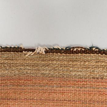 Greta Skogster-Lehtinen, A 1930s  flat weave carpet for Aaltosen Mattokutomo Kiikka Finland. Circa 340 x 240 cm.