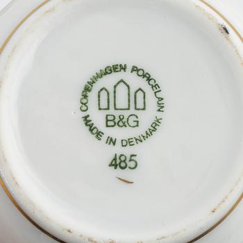 Bing & Grøndahl, a 16-piece porcelain coffee service, Denmark.