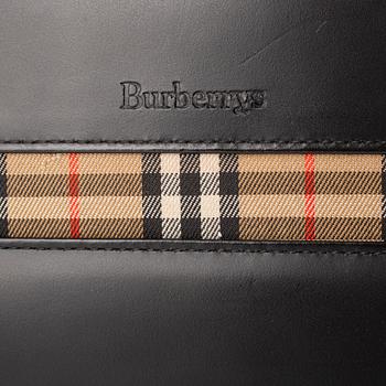 Burberry, väska.