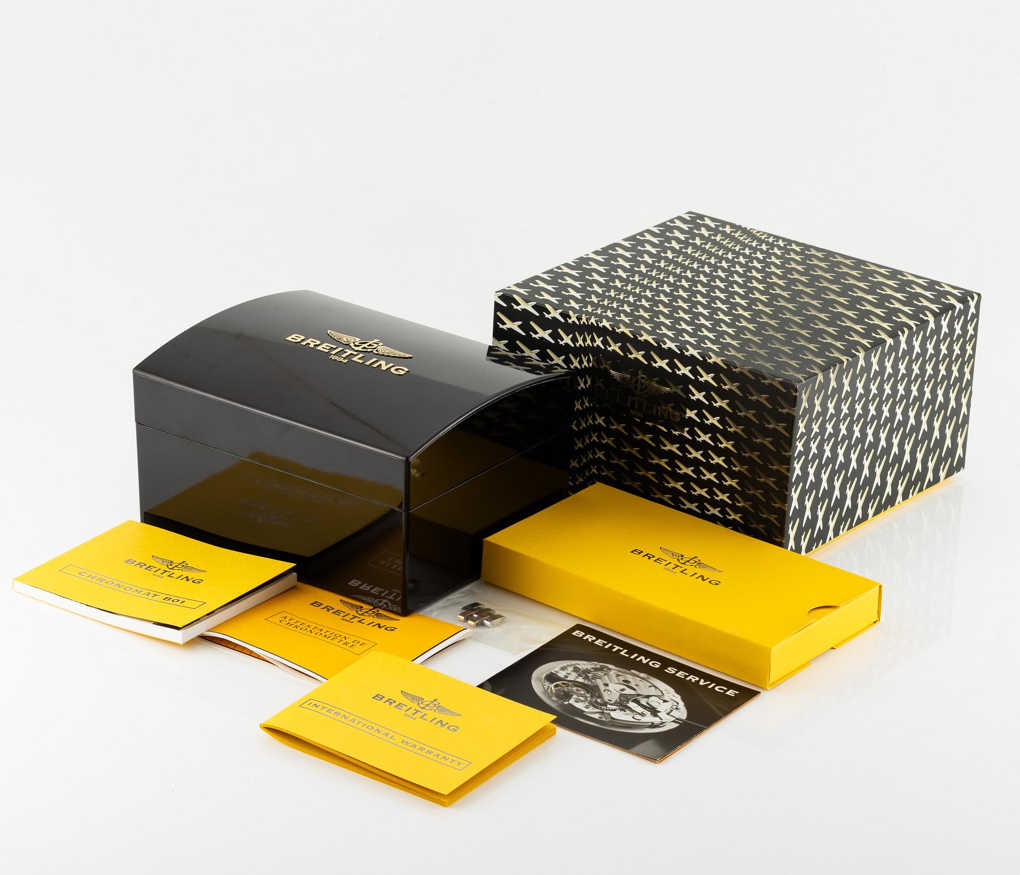 Breitling, Chronomat 44, chronograph, wristwatch, 44 mm.