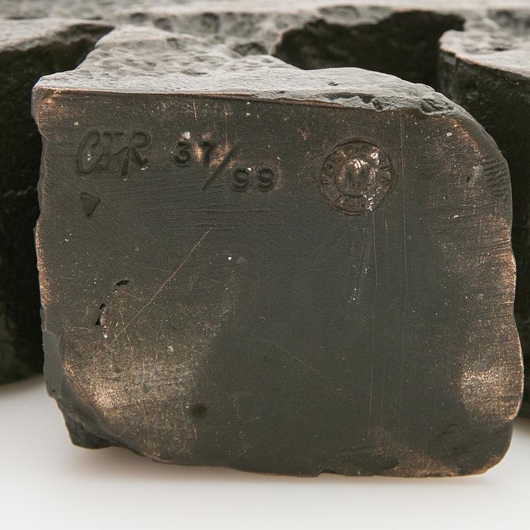 Carl Fredrik Reuterswärd, sculpture, “Inter-Lettres”.