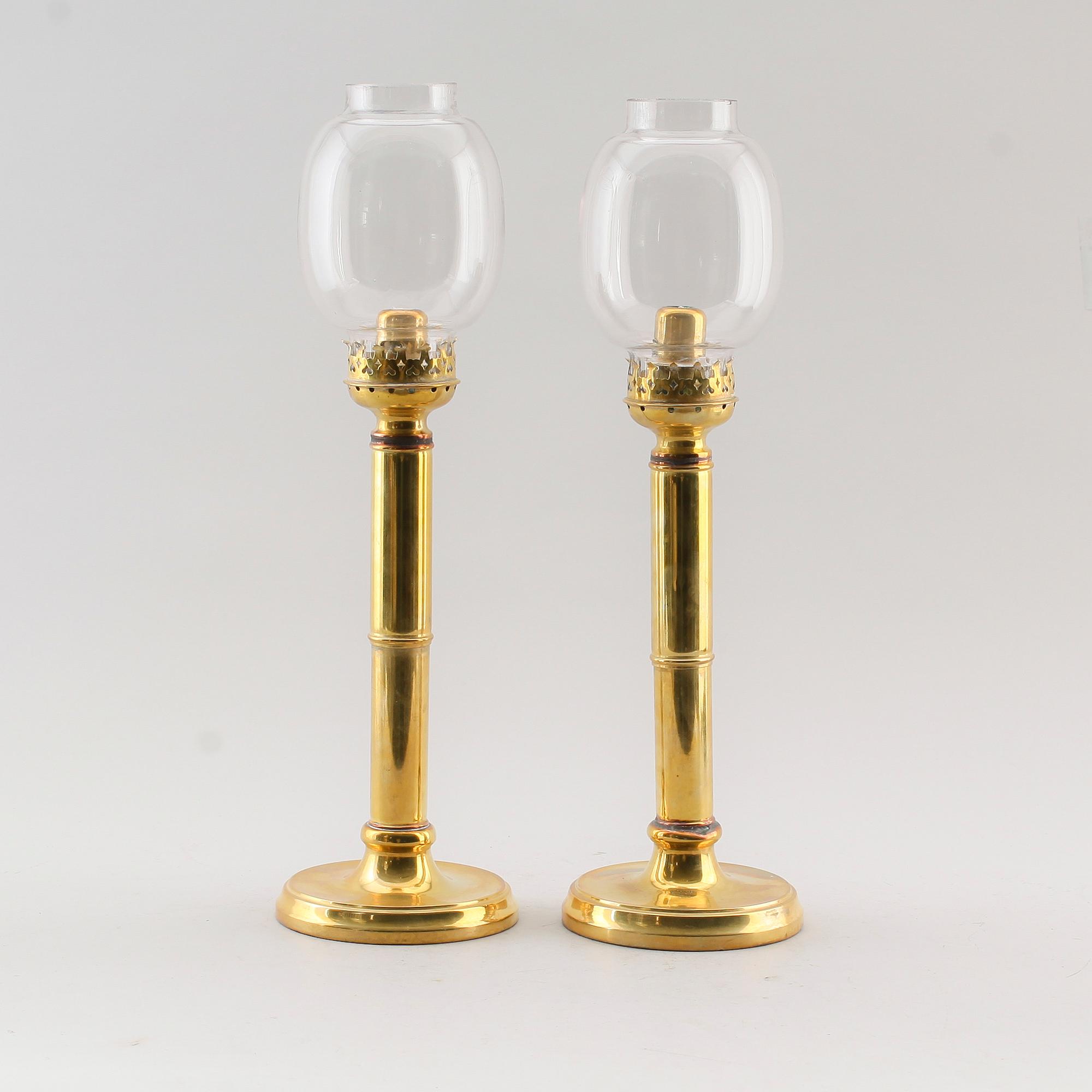 LJUSLYKTOR, 1 par, mässing, omkring år 1900.