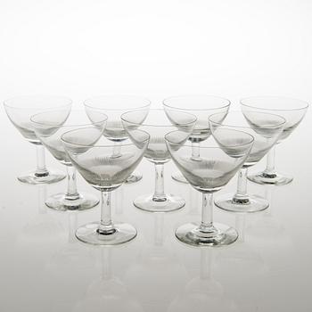 KAJ FRANCK, A set of 17 "Fennia" glasses, Nuutajärvi. Design 1951.