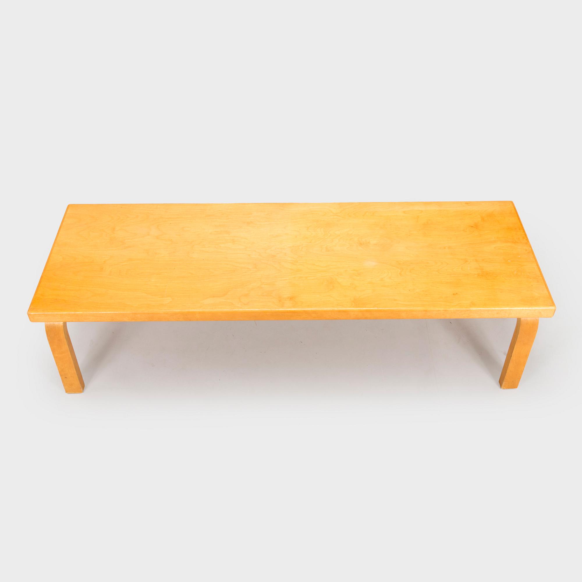 Bänk, modell 168A, design Arteks ritkontor, för O.Y Huonekalu- ja Rakennustyötehdas A.B. 1957.
