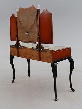 TOALETTBORD, Swedish grace, 1900-talets första hälft.