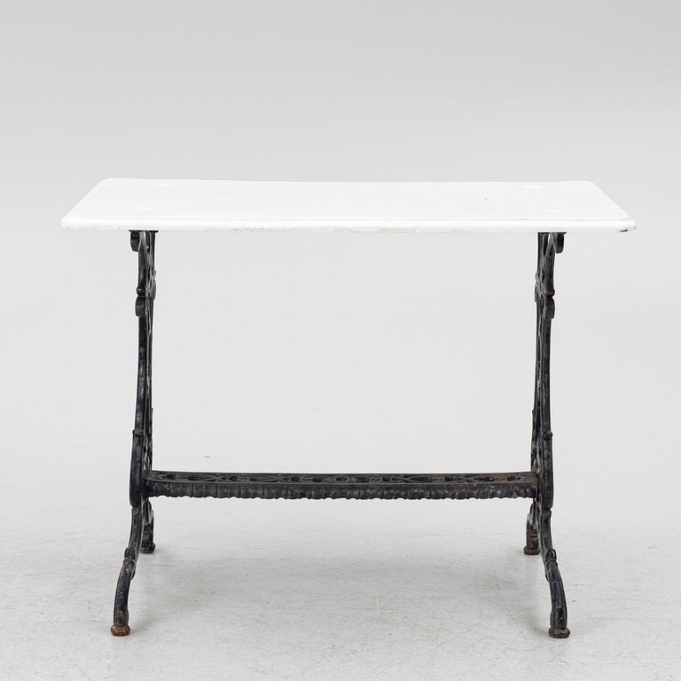 Trädgårdsbord, 1900-talets andra hälft.