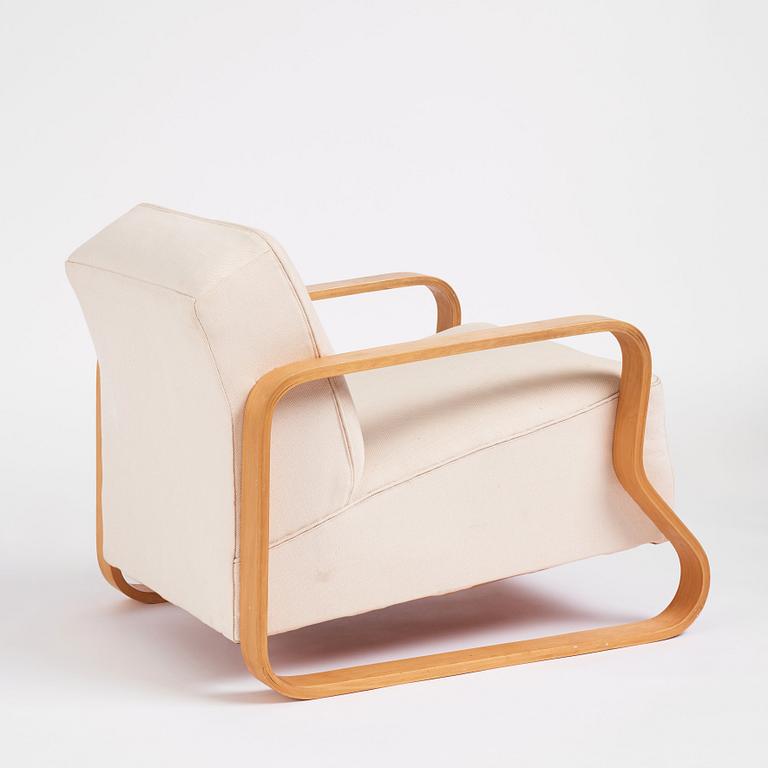 Alvar Aalto, 'Padded Paimio model 44' easy chair, Huonekalu-ja Rakennustyötehdas Oy or Artek, Finland circa 1934-35.