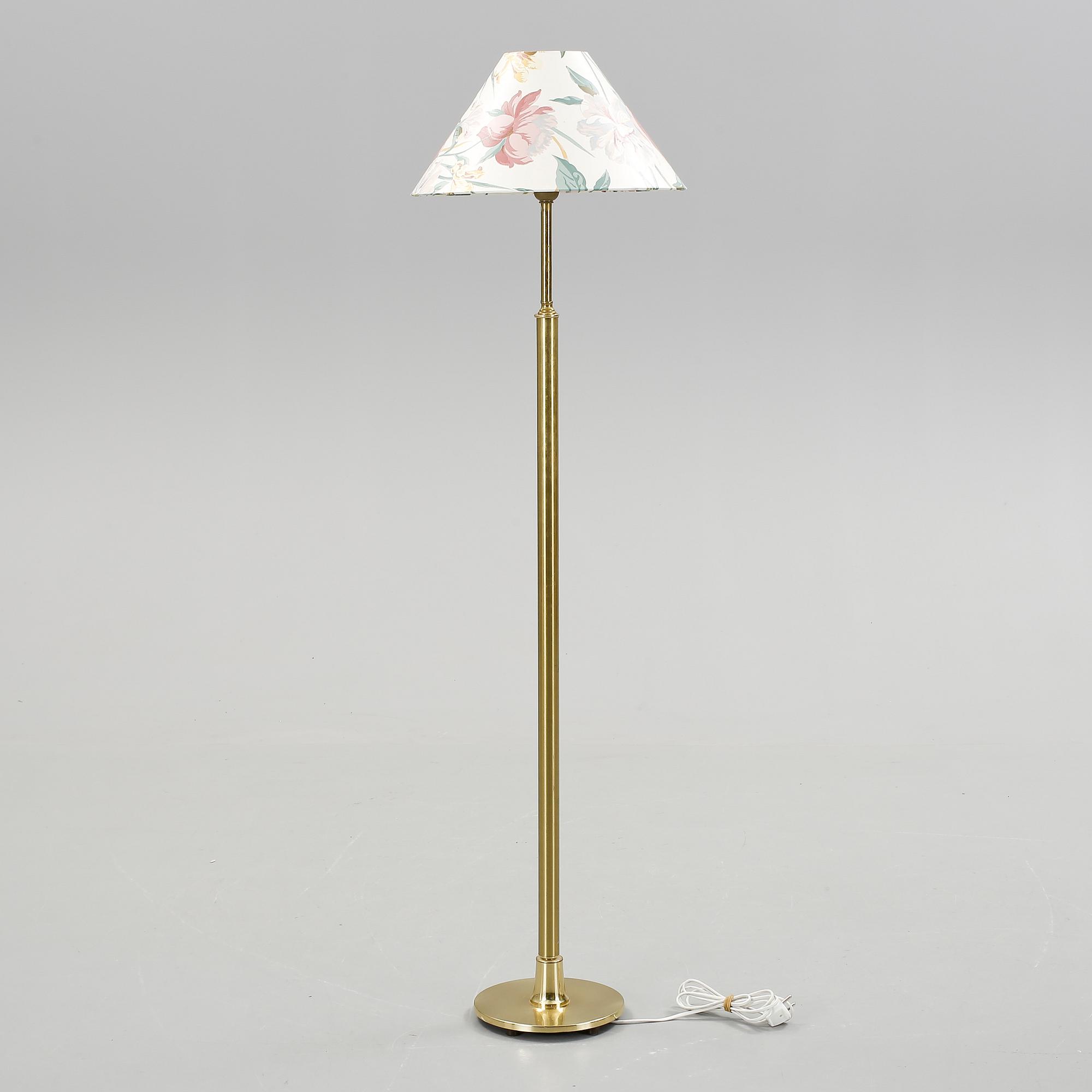 GOLVLAMPA, 1900-talets andra hälft.