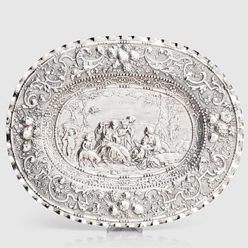 Christian Henning, presenterfat, silver, Stockholm 1713. Barock.