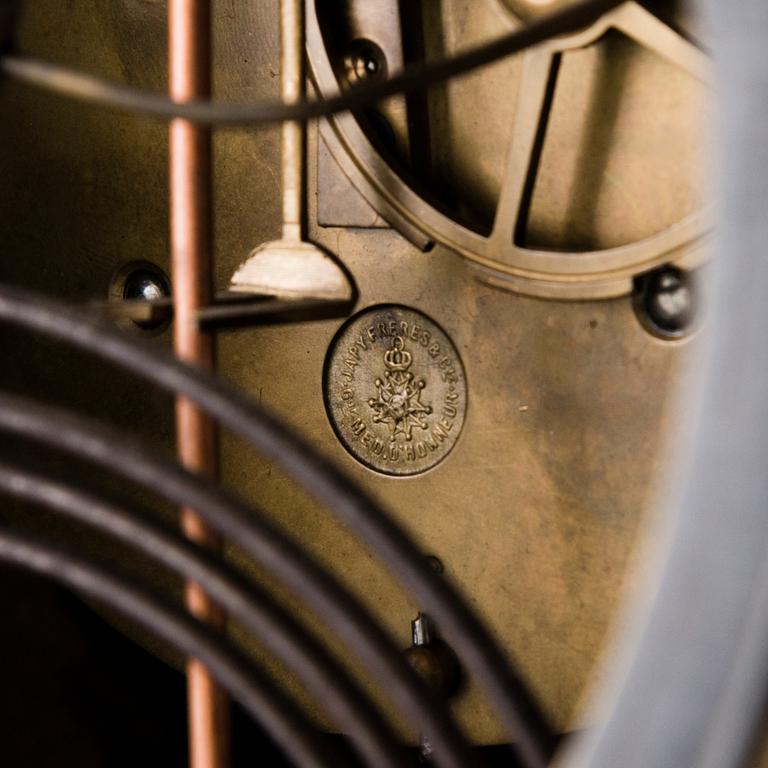 A Japy Frères mantel clock, late 19th Century.